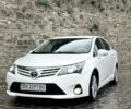 Белый Тойота Авенсис, объемом двигателя 1.8 л и пробегом 216 тыс. км за 10500 $, фото 1 на Automoto.ua
