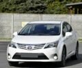 Білий Тойота Авенсіс, об'ємом двигуна 2 л та пробігом 148 тис. км за 8300 $, фото 1 на Automoto.ua