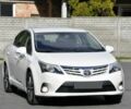 Білий Тойота Авенсіс, об'ємом двигуна 2 л та пробігом 148 тис. км за 8300 $, фото 1 на Automoto.ua