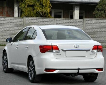 Белый Тойота Авенсис, объемом двигателя 2 л и пробегом 82 тыс. км за 8300 $, фото 6 на Automoto.ua