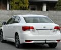 Белый Тойота Авенсис, объемом двигателя 2 л и пробегом 82 тыс. км за 8300 $, фото 6 на Automoto.ua