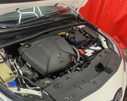 Белый Тойота Авенсис, объемом двигателя 1.6 л и пробегом 199 тыс. км за 14000 $, фото 12 на Automoto.ua