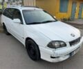 Білий Тойота Авенсіс, об'ємом двигуна 1.8 л та пробігом 250 тис. км за 1300 $, фото 1 на Automoto.ua