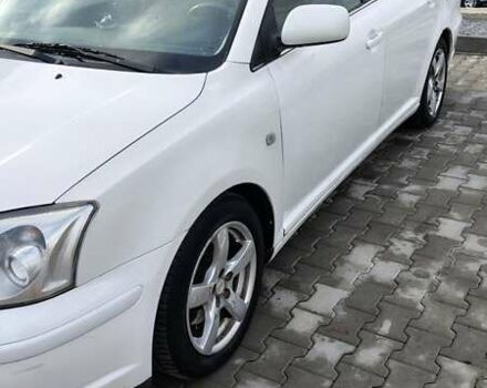 Белый Тойота Авенсис, объемом двигателя 1.99 л и пробегом 280 тыс. км за 4500 $, фото 16 на Automoto.ua