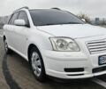 Белый Тойота Авенсис, объемом двигателя 1.8 л и пробегом 255 тыс. км за 5000 $, фото 1 на Automoto.ua