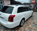 Белый Тойота Авенсис, объемом двигателя 2 л и пробегом 376 тыс. км за 5700 $, фото 4 на Automoto.ua