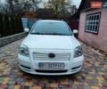 Белый Тойота Авенсис, объемом двигателя 2 л и пробегом 376 тыс. км за 5700 $, фото 1 на Automoto.ua