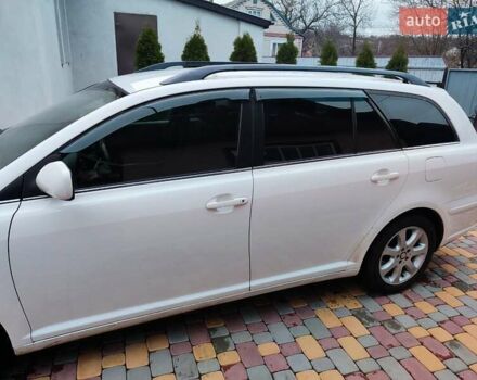 Белый Тойота Авенсис, объемом двигателя 2 л и пробегом 376 тыс. км за 5700 $, фото 7 на Automoto.ua