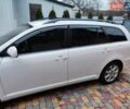 Белый Тойота Авенсис, объемом двигателя 2 л и пробегом 376 тыс. км за 5700 $, фото 7 на Automoto.ua