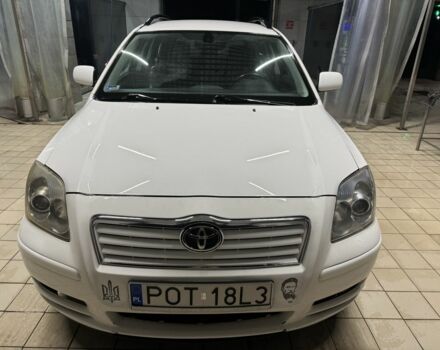 Белый Тойота Авенсис, объемом двигателя 2 л и пробегом 381 тыс. км за 3229 $, фото 7 на Automoto.ua