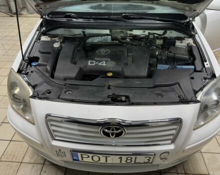 Белый Тойота Авенсис, объемом двигателя 2 л и пробегом 381 тыс. км за 3229 $, фото 15 на Automoto.ua