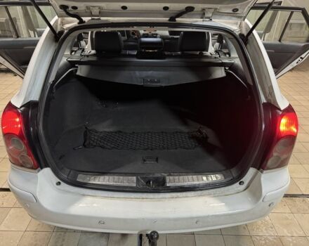 Белый Тойота Авенсис, объемом двигателя 2 л и пробегом 381 тыс. км за 3229 $, фото 11 на Automoto.ua