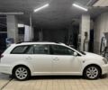 Белый Тойота Авенсис, объемом двигателя 2 л и пробегом 381 тыс. км за 3229 $, фото 5 на Automoto.ua