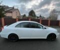 Белый Тойота Авенсис, объемом двигателя 2 л и пробегом 300 тыс. км за 2850 $, фото 4 на Automoto.ua