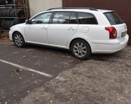 Білий Тойота Авенсіс, об'ємом двигуна 1.8 л та пробігом 240 тис. км за 5800 $, фото 1 на Automoto.ua