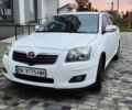 Белый Тойота Авенсис, объемом двигателя 2 л и пробегом 274 тыс. км за 6800 $, фото 4 на Automoto.ua