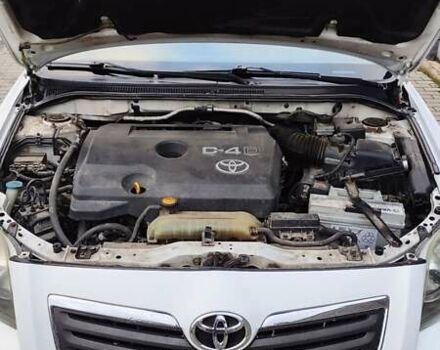 Белый Тойота Авенсис, объемом двигателя 2 л и пробегом 274 тыс. км за 6800 $, фото 11 на Automoto.ua