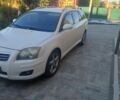 Белый Тойота Авенсис, объемом двигателя 2.2 л и пробегом 277 тыс. км за 6800 $, фото 1 на Automoto.ua