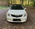 Білий Тойота Авенсіс, об'ємом двигуна 2.2 л та пробігом 241 тис. км за 8200 $, фото 1 на Automoto.ua