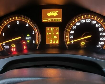 Білий Тойота Авенсіс, об'ємом двигуна 2.2 л та пробігом 241 тис. км за 8200 $, фото 4 на Automoto.ua
