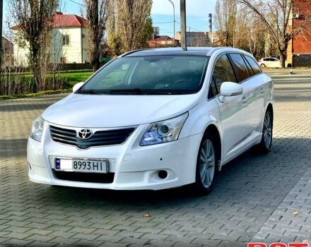 Белый Тойота Авенсис, объемом двигателя 2.2 л и пробегом 186 тыс. км за 7650 $, фото 1 на Automoto.ua