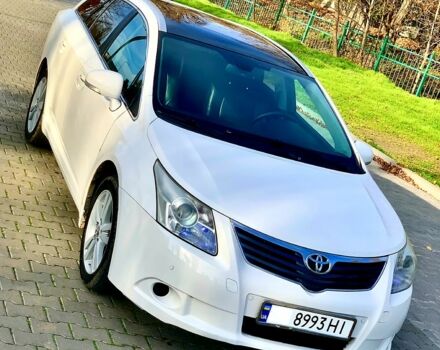 Белый Тойота Авенсис, объемом двигателя 2.2 л и пробегом 186 тыс. км за 7650 $, фото 2 на Automoto.ua
