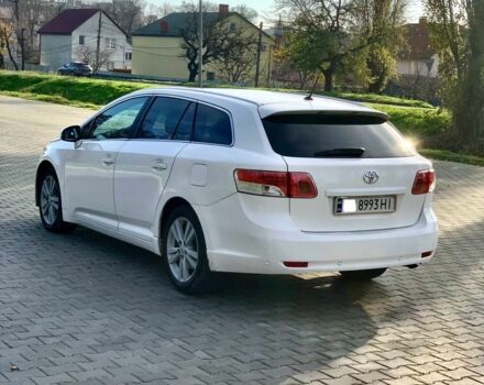 Белый Тойота Авенсис, объемом двигателя 2.2 л и пробегом 186 тыс. км за 7650 $, фото 3 на Automoto.ua