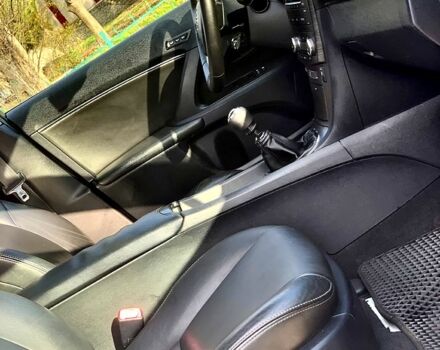 Белый Тойота Авенсис, объемом двигателя 2.2 л и пробегом 186 тыс. км за 7650 $, фото 11 на Automoto.ua