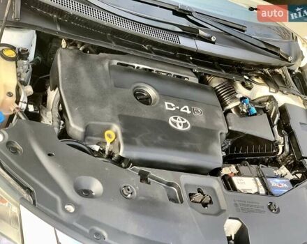 Білий Тойота Авенсіс, об'ємом двигуна 2.2 л та пробігом 186 тис. км за 7650 $, фото 18 на Automoto.ua