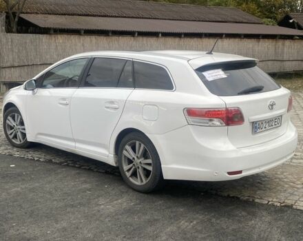 Білий Тойота Авенсіс, об'ємом двигуна 2.2 л та пробігом 241 тис. км за 7200 $, фото 3 на Automoto.ua