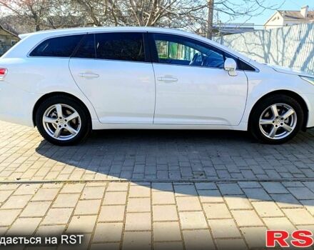 Білий Тойота Авенсіс, об'ємом двигуна 1.8 л та пробігом 232 тис. км за 9800 $, фото 11 на Automoto.ua