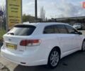 Білий Тойота Авенсіс, об'ємом двигуна 2.2 л та пробігом 259 тис. км за 8990 $, фото 7 на Automoto.ua