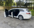 Белый Тойота Авенсис, объемом двигателя 2.2 л и пробегом 212 тыс. км за 9400 $, фото 8 на Automoto.ua