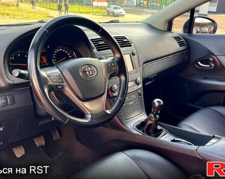 Білий Тойота Авенсіс, об'ємом двигуна 2.2 л та пробігом 259 тис. км за 8990 $, фото 4 на Automoto.ua