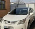 Белый Тойота Авенсис, объемом двигателя 1.99 л и пробегом 260 тыс. км за 9000 $, фото 1 на Automoto.ua