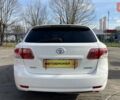 Білий Тойота Авенсіс, об'ємом двигуна 2.2 л та пробігом 259 тис. км за 8990 $, фото 4 на Automoto.ua