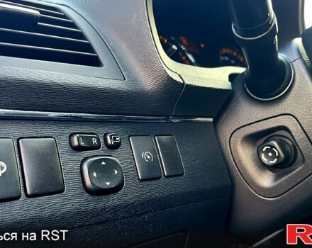 Білий Тойота Авенсіс, об'ємом двигуна 2.2 л та пробігом 259 тис. км за 8990 $, фото 6 на Automoto.ua