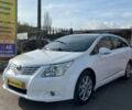 Белый Тойота Авенсис, объемом двигателя 22 л и пробегом 259 тыс. км за 8990 $, фото 1 на Automoto.ua