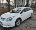 Белый Тойота Авенсис, объемом двигателя 2.2 л и пробегом 310 тыс. км за 8900 $, фото 1 на Automoto.ua