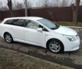 Белый Тойота Авенсис, объемом двигателя 2.2 л и пробегом 310 тыс. км за 8900 $, фото 1 на Automoto.ua