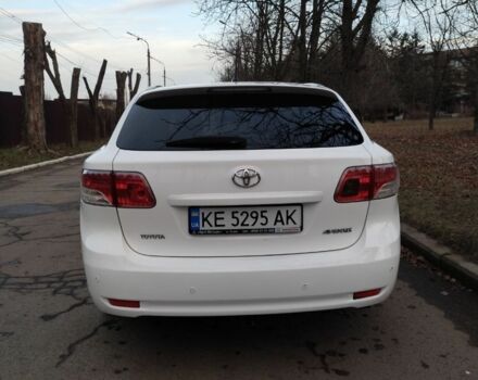 Белый Тойота Авенсис, объемом двигателя 2.2 л и пробегом 310 тыс. км за 8900 $, фото 3 на Automoto.ua