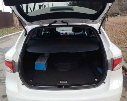 Білий Тойота Авенсіс, об'ємом двигуна 2.2 л та пробігом 307 тис. км за 9300 $, фото 6 на Automoto.ua