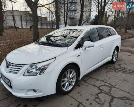 Білий Тойота Авенсіс, об'ємом двигуна 2.2 л та пробігом 307 тис. км за 9300 $, фото 7 на Automoto.ua