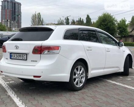 Білий Тойота Авенсіс, об'ємом двигуна 2.2 л та пробігом 210 тис. км за 10200 $, фото 5 на Automoto.ua