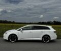 Белый Тойота Авенсис, объемом двигателя 2 л и пробегом 270 тыс. км за 9000 $, фото 1 на Automoto.ua