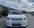 Белый Тойота Авенсис, объемом двигателя 2 л и пробегом 222 тыс. км за 8600 $, фото 1 на Automoto.ua