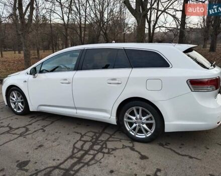 Білий Тойота Авенсіс, об'ємом двигуна 2.2 л та пробігом 307 тис. км за 9300 $, фото 3 на Automoto.ua