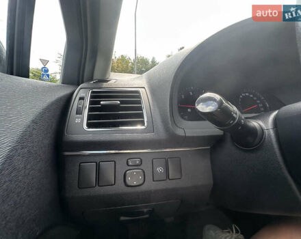 Белый Тойота Авенсис, объемом двигателя 2 л и пробегом 240 тыс. км за 10100 $, фото 55 на Automoto.ua