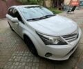 Белый Тойота Авенсис, объемом двигателя 1.8 л и пробегом 259 тыс. км за 8000 $, фото 1 на Automoto.ua