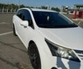 Белый Тойота Авенсис, объемом двигателя 1.8 л и пробегом 259 тыс. км за 9500 $, фото 1 на Automoto.ua